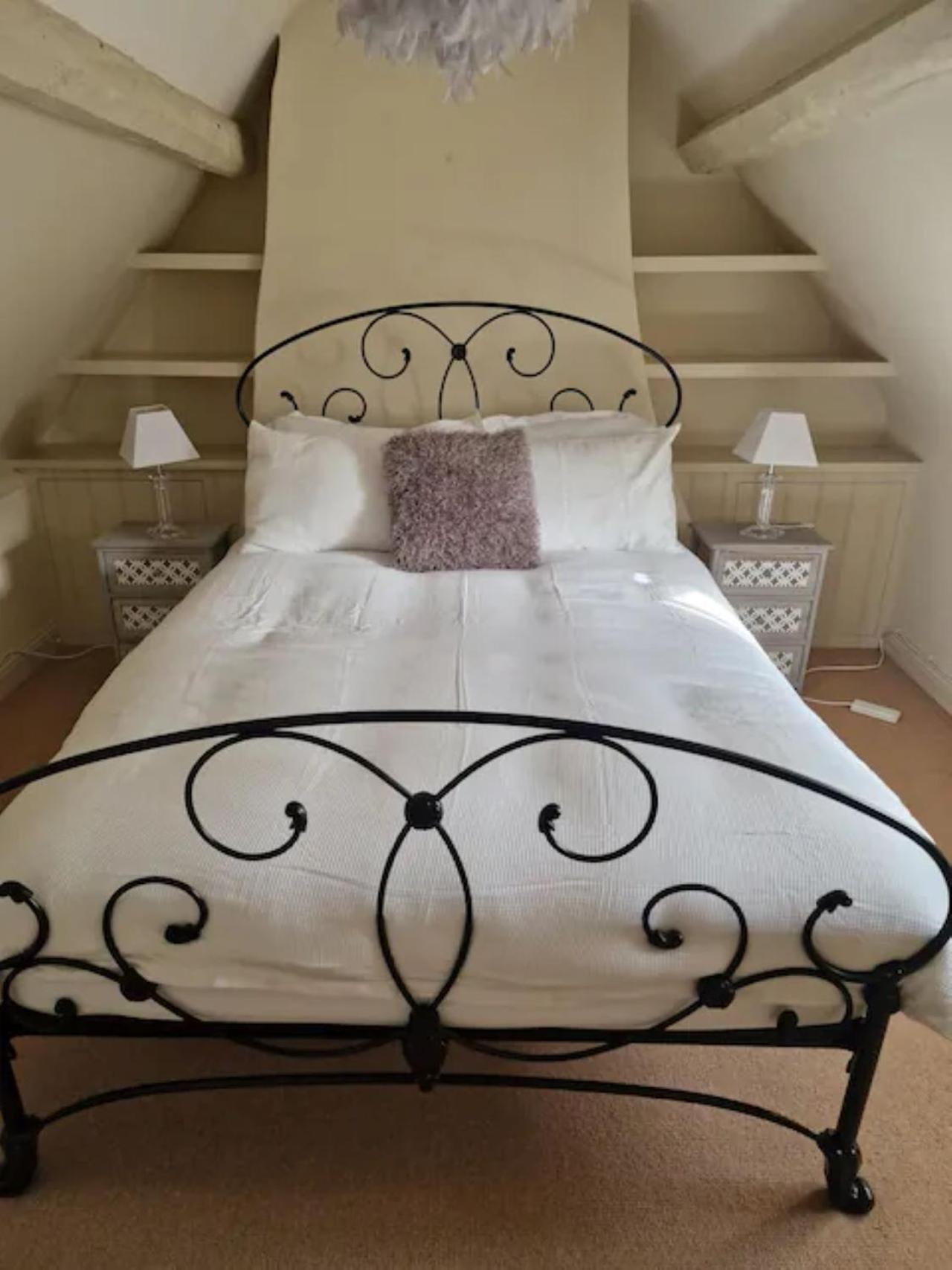 Jackdaw Cottage-Beautiful Cottage, Town Centre ويمبورن مينستر المظهر الخارجي الصورة
