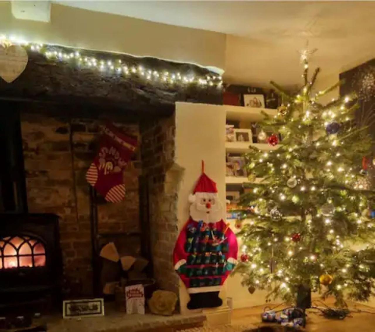 Jackdaw Cottage-Beautiful Cottage, Town Centre ويمبورن مينستر المظهر الخارجي الصورة